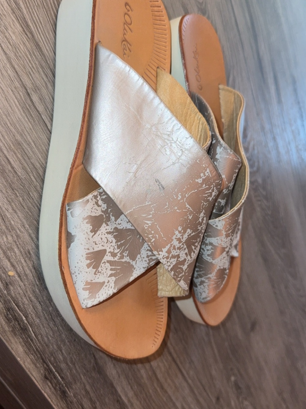 OluKai Women's Metallic Beige Crisscross Slide Sandals